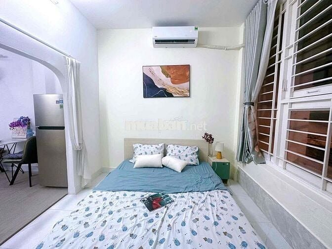 TRỐNG SẴN CĂN HỘ 1PN BAN CÔNG 40M2 NGAY PHAN XÍCH LONG - TRƯỜNG SA