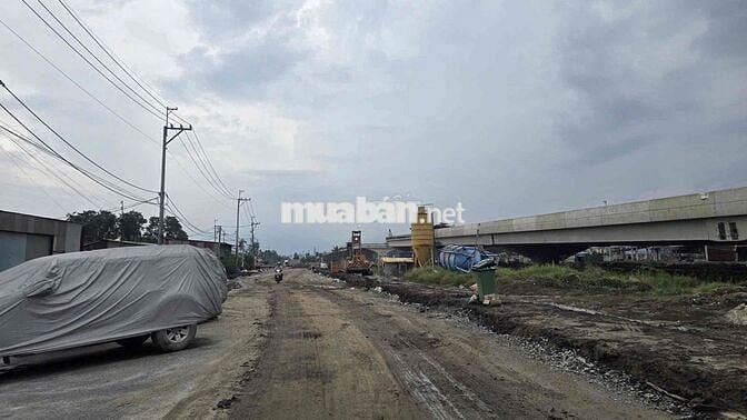 bán 5333 m2 đất mặt tiền vành đai 3 giá 43 tỷ