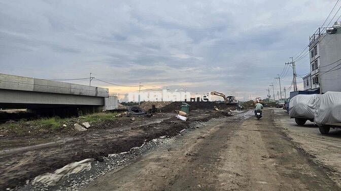 bán 5333 m2 đất mặt tiền vành đai 3 giá 43 tỷ