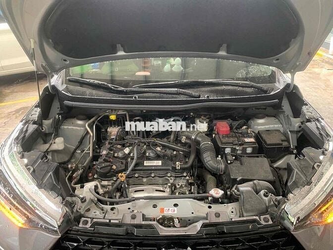 Toyota Veloz Cross Top 2025 - odo 8000Km xe hãng