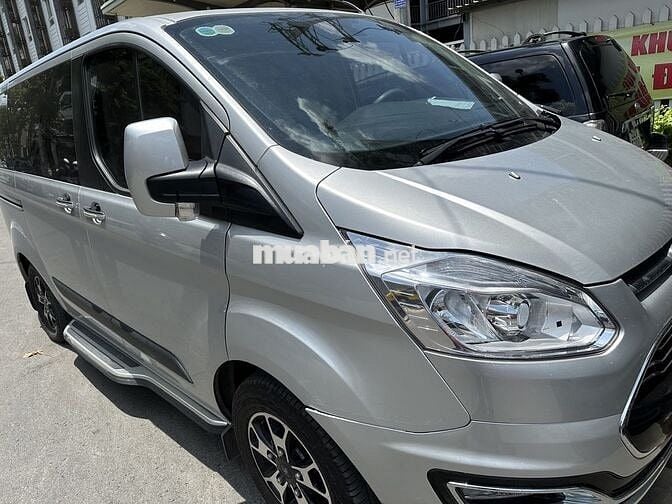 Ford Tourneo 2019 bảo hành 2026, hỗ trợ vay 75%