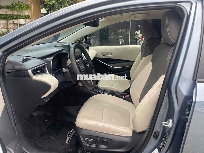 TOYOTA COROLA ALTIS 1.8V 2022 Xe hãng bán