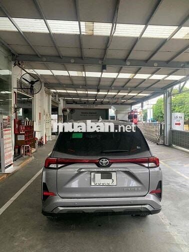 Toyota Veloz Cross Top 2025 - odo 8000Km xe hãng