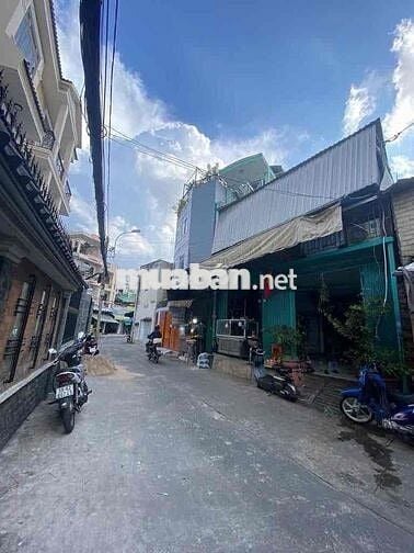 nhà mặt tiền ngang 6,5m khu phố ẩm thực quận 6