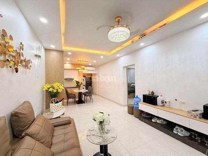 Nhà Đẹp Ô Tô Đỗ Cửa, Phố 8- 3 , Hai Bà Trưng 50/80m, giá 5.85 tỷ