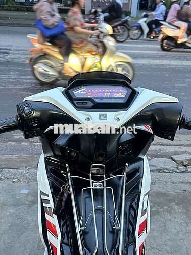 Winner V3 cbs ( e có bán góp )