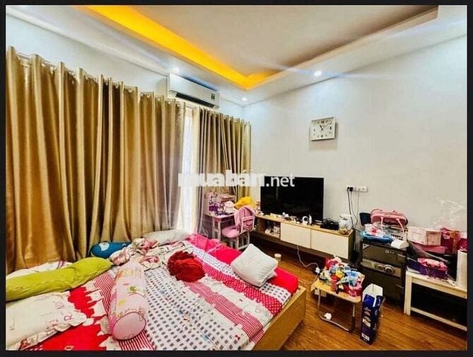 Tôi cần bán nhà Mặt phố Thổ Quan 1 nhà 4tầng full nội thất.