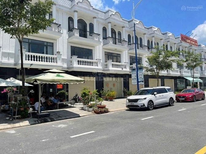 Bán Lô Đất 100m2 Ngay TTHC Bàu Bàng Bình Dương, sổ sẵn giá chỉ 800tr