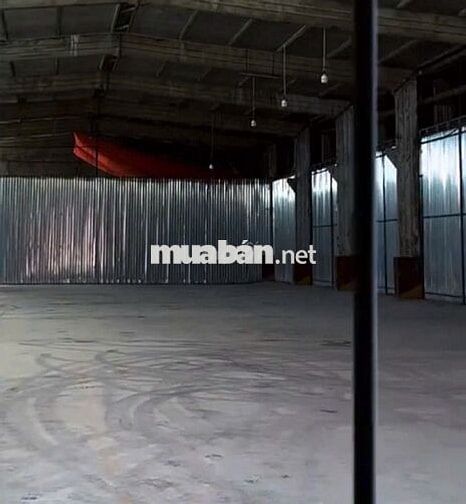 Kho diện tích lớn lên đến 1000m2 ở Nguyễn Hữu Thọ cần cho thuê gấp