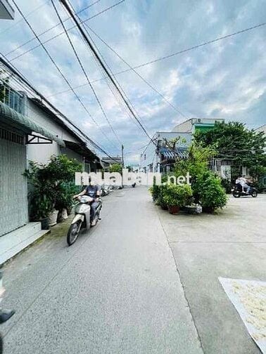 NHÀ P6 Q8 - 2 MT HẺM Ô TÔ - HẺM THÔNG BÙI MINH TRỰC – PHẠM THẾ HIỂN  –