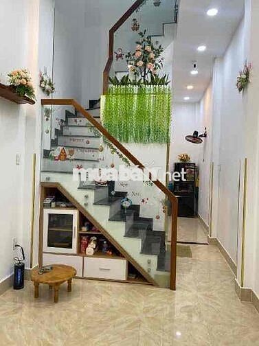 CHỈ 15M RA BÃI XE HƠI - HẺM RỘNG THÔNG THOÁNG - 2 TẦNG MỚI ĐÚC BTCT