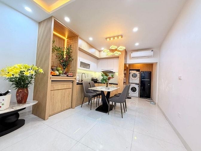 Nhà Đẹp Ô Tô Đỗ Cửa, Phố 8- 3 , Hai Bà Trưng 50/80m, giá 5.85 tỷ