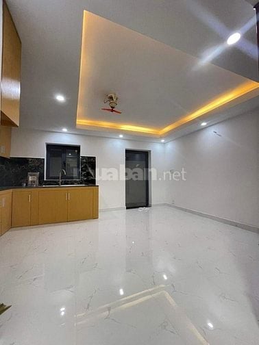 HIẾM - Nhà 3 Tầng - Lô Góc Không Lộ Giới - Hẻm OTO Thông - Giáp Gò Vấp