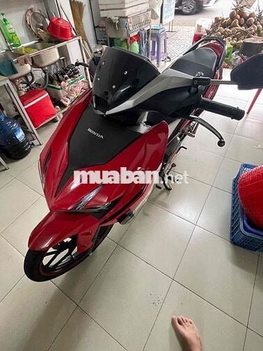 Xe ngoại hình đẹp ít đi máy móc chạy êm như new