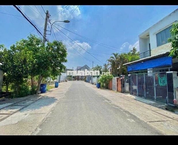 Ngộp Ngộp bán nhanh lô đất 160m2 ngay gần BV Củ Chi , Giá 850 triệu