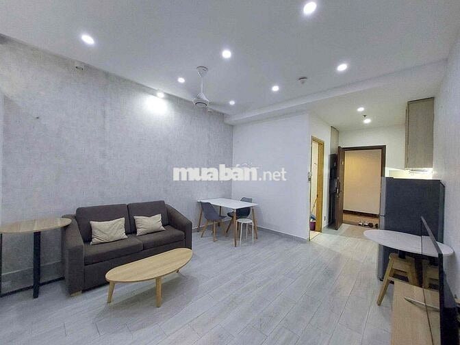 Cho thuê căn 1PN full nội thất y hình view công viên Garden Gate