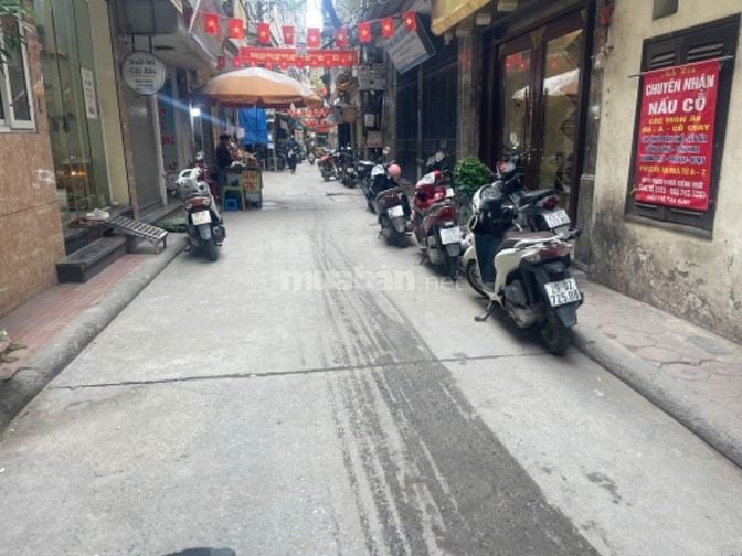 Cc bán nhà Bạch Mai, ngõ ba gác, 47m, 4 tầng, 8.2 tỷ