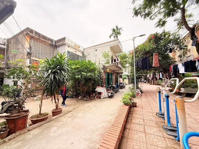 Nhà Đẹp Ô Tô Đỗ Cửa, Phố 8- 3 , Hai Bà Trưng 50/80m, giá 5.85 tỷ