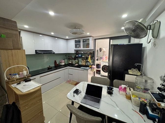 Bán nhà trung tâm TP hẻm 3/2, P.12, Q.10. DTSD:104 m2, 3PN chỉ 8,5 tỷ