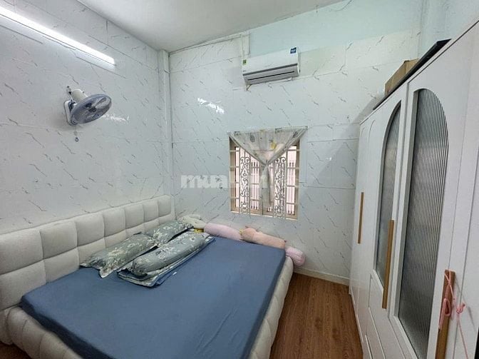 Bán nhà trung tâm TP hẻm 3/2, P.12, Q.10. DTSD:104 m2, 3PN chỉ 8,5 tỷ