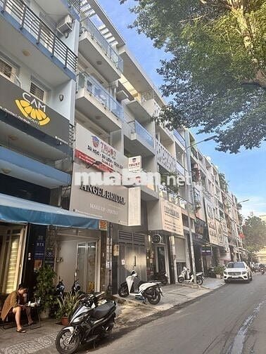 Cho Thuê Văn Phòng 15m2 Sẵn Nội Thất Đường Hoa Lan, Phú Nhuận