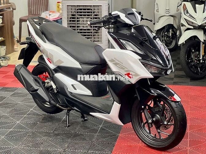 Vario160 ABS Trắng-Đen Sporty BSTP 9 chủ ký GIÁ RẺ