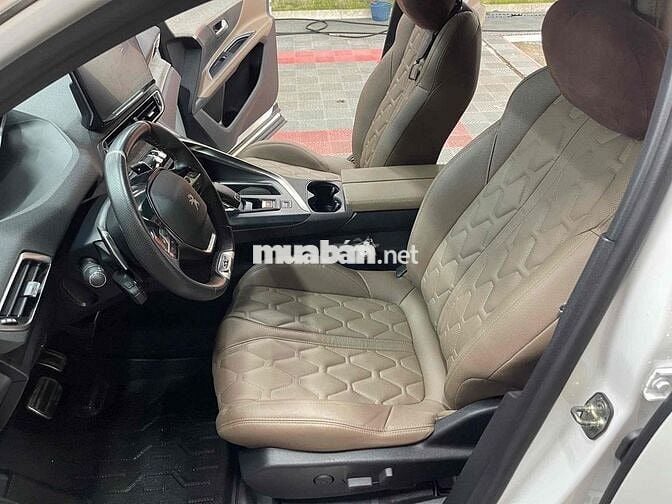 Peugeot 3008 2022 GT - 300000 km