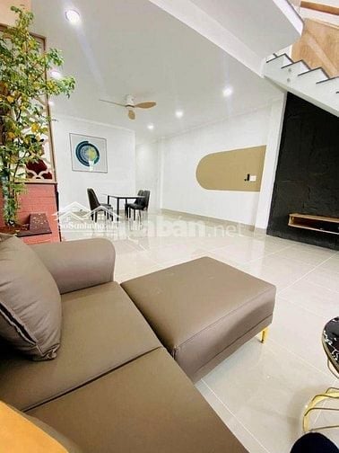 NHÀ 1 LẦU - SHR - HẺM OTO - 2 PN - XÂY MỚI - Đ. TỈNH LỘ 10 - GIÁ 1 TY