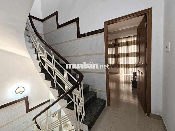 Bùi Quang Là, Gò Vấp, 60m, 3 tầngBTCT, giao nhà ngay