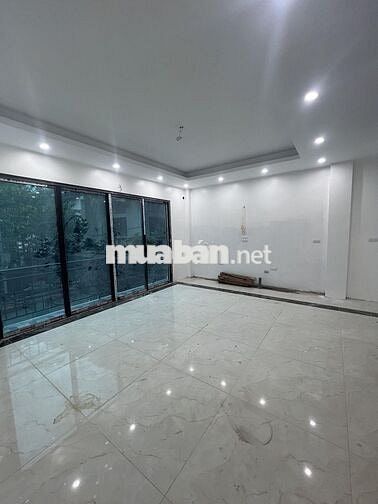 NHÀ ĐẸP NGÕ QUỲNH - Ô TÔ ĐỖ CỬA - NỘI THẤT HIỆN ĐẠI -  CHỦ TỰ THIẾT KẾ