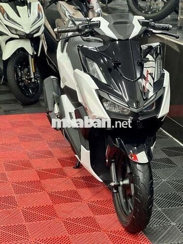 Vario160 ABS Trắng-Đen Sporty BSTP 9 chủ ký GIÁ RẺ