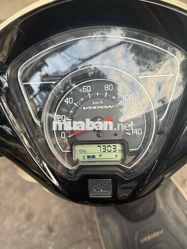 Honda Vision bản cổ điển đi 7000km  biển HN