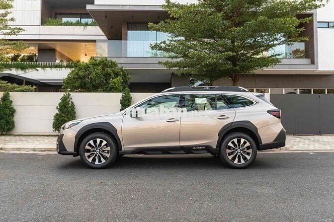 Subaru Outback - Giá *** - Khuyến mãi