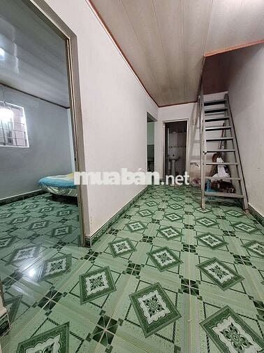 Cho thuêu nhà đường Phạm Hữu Lầu, phường Phú Mỹ, quận 7, 4x10,giá:6tr