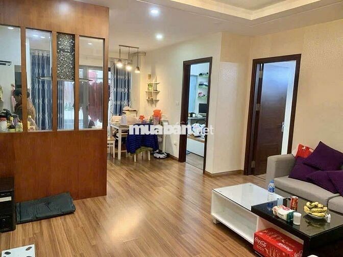 Chung cư 102 trường chinh. Nhà đẹp ở ngay,2 ngủ 2 wc.