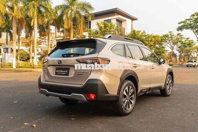 Subaru Outback - Giá *** - Khuyến mãi