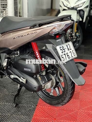 💥 Airblade 125 mắt cú, dọn full mới Vàng TFT 9 chủ