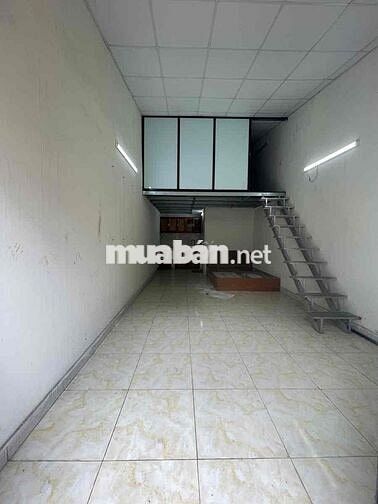 Tầm 1 tỷ là có nhà mới Vĩnh Hoàng-30m ra phố- Sát hồ-33m;C4 gác xép