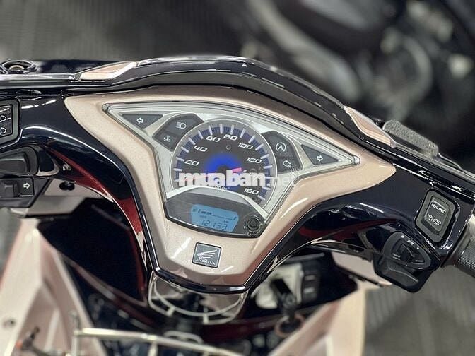 💥 Airblade 125 mắt cú, dọn full mới Vàng TFT 9 chủ