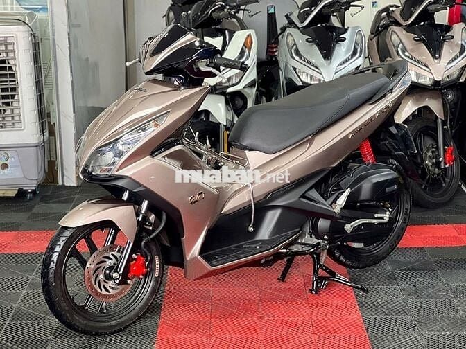 💥 Airblade 125 mắt cú, dọn full mới Vàng TFT 9 chủ