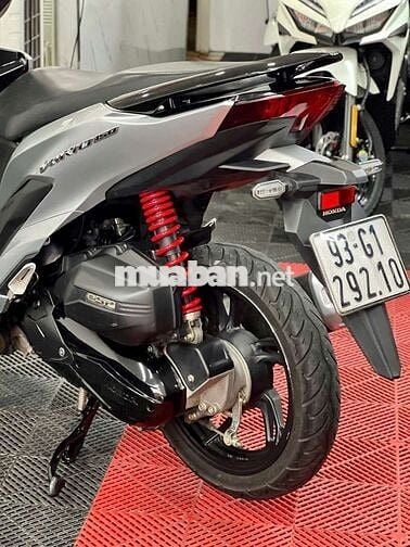 Vario150 ĐKLĐ:2022 hết đời, BS93 xe 9 chủ ký giấy.