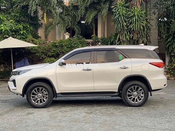 TOYOTA FORTUNER 2.7AT 4X2 2024 Siêu cọp 3.100Km