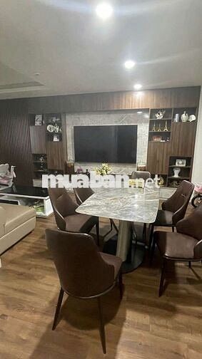 Bán căn hộ tòa B vinaconex  full nội thất 3 ngủ 2wc.