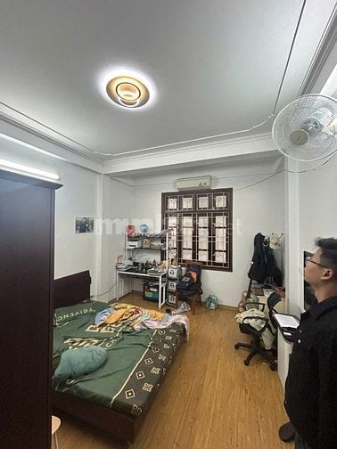 Cho thầu gấp nhà 5 tầng tại Cầu Giấy.