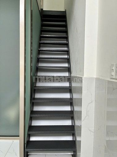 CHO THUÊ MẶT BẰNG SỐ 40 LÊ QUANG ĐỊNH