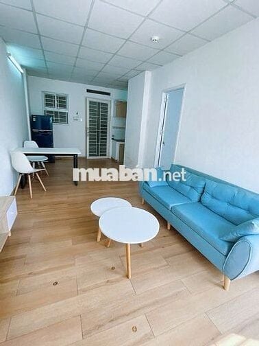 DT: 40,3m2 ( kế góc thang máy )-Giá:985tr(bớt lộc cho khách thiện chí)