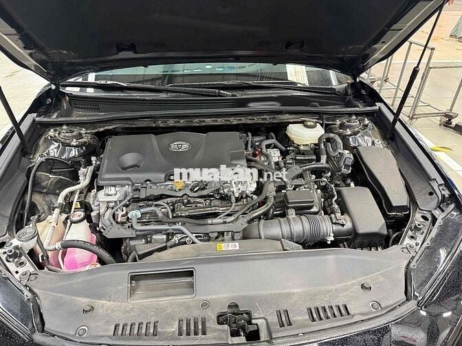 TOYOTA CAMRY 2.5HEV MID 2025 Xe hãng bán