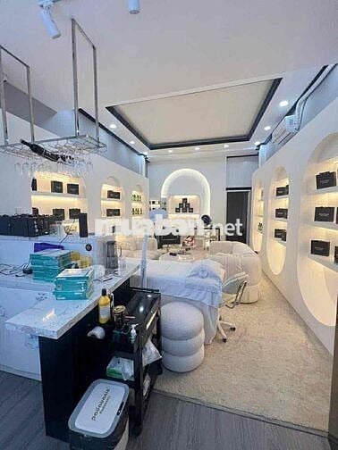 SANG NHÀ NGUYÊN CĂN TRUNG TÂM SẦM UẤT – SƯ VẠN HẠNH, QUẬN 10