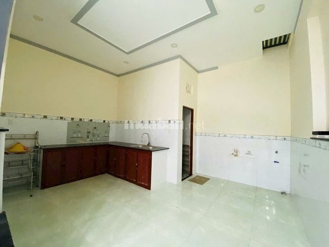 🏡 NHÀ LẦU TRỆT – VỊ TRÍ ĐẸP GẦN CỤM TRƯỜNG HỌC & SÂN VẬN ĐỘNG ĐÔNG HÒ