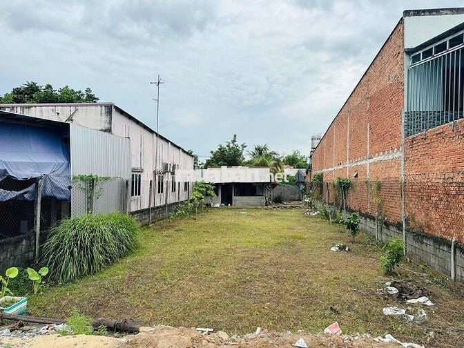 BÁN GẤP LÔ ĐẤT VƯỜN, DT 350m², 10×35, MT 1/ Nguyễn Thị Lắng, SHR